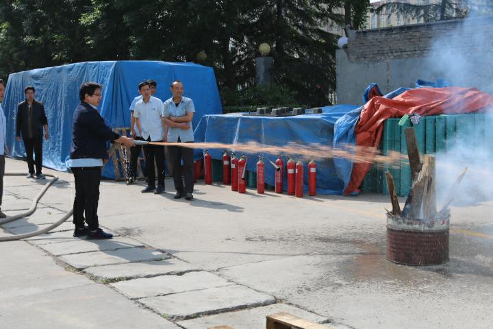 強(qiáng)化消防宣傳，普及消防知識(shí)