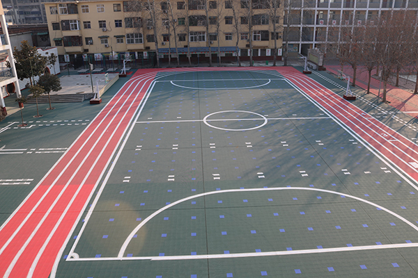 懸浮拼裝地板怎么安裝？需要專(zhuān)業(yè)人員嗎